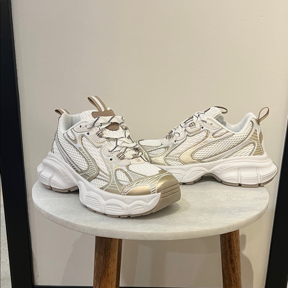 Elegant Women's Sneakers in White and Gold - Picture 4 of 5
